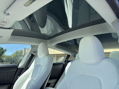 Used 2023 Tesla Model 3 Standard Range RWD image 13