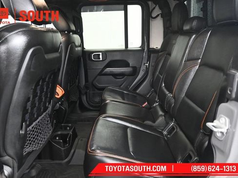 Used 2021 Jeep Gladiator Mojave w/ Dual Top Group AWD/4WD image 10