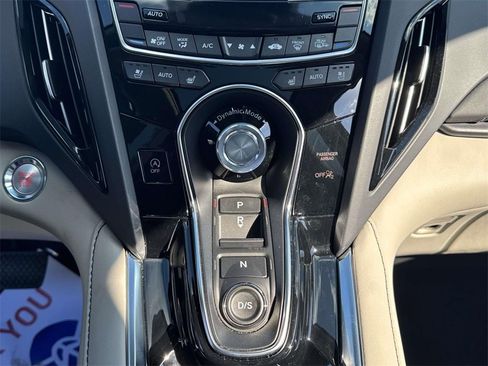 Used 2025 Acura RDX SH-AWD w/ Advance Package image 29
