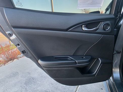 Used 2021 Honda Civic Sport image 26
