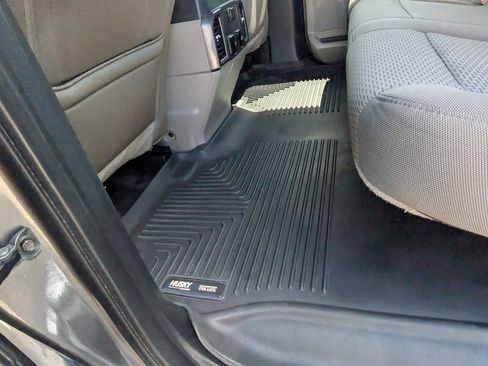 Used 2019 Ford F150 XLT w/ Equipment Group 302A Luxury AWD/4WD image 36