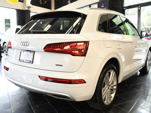 Used 2019 Audi Q5 2.0T Premium Plus w/ Premium Plus Package AWD/4WD image 11