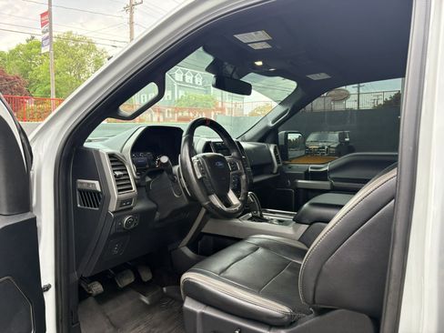 Used 2017 Ford F150 Raptor w/ Equipment Group 802A Luxury AWD/4WD image 23