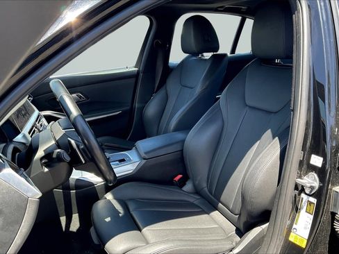 Used 2019 BMW 330i Sedan image 25