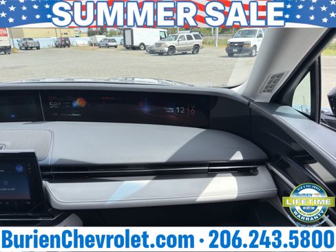 Used 2024 Lincoln Nautilus Premier w/ Equipment Group 102A AWD/4WD image 22