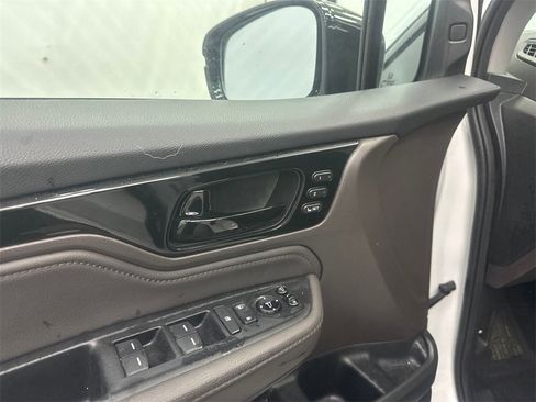 Used 2020 Honda Odyssey Elite image 12