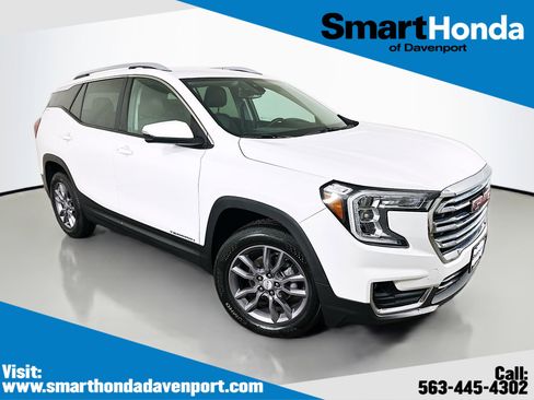 Used 2023 GMC Terrain SLT AWD/4WD image 1