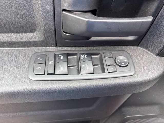 Used 2018 RAM 2500 Tradesman w/ Chrome Appearance Group AWD/4WD image 19