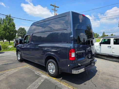 Used 2017 Nissan NV 2500 SL image 5