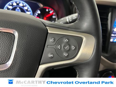 Used 2023 GMC Acadia Denali w/ Denali Technology Package AWD/4WD image 15