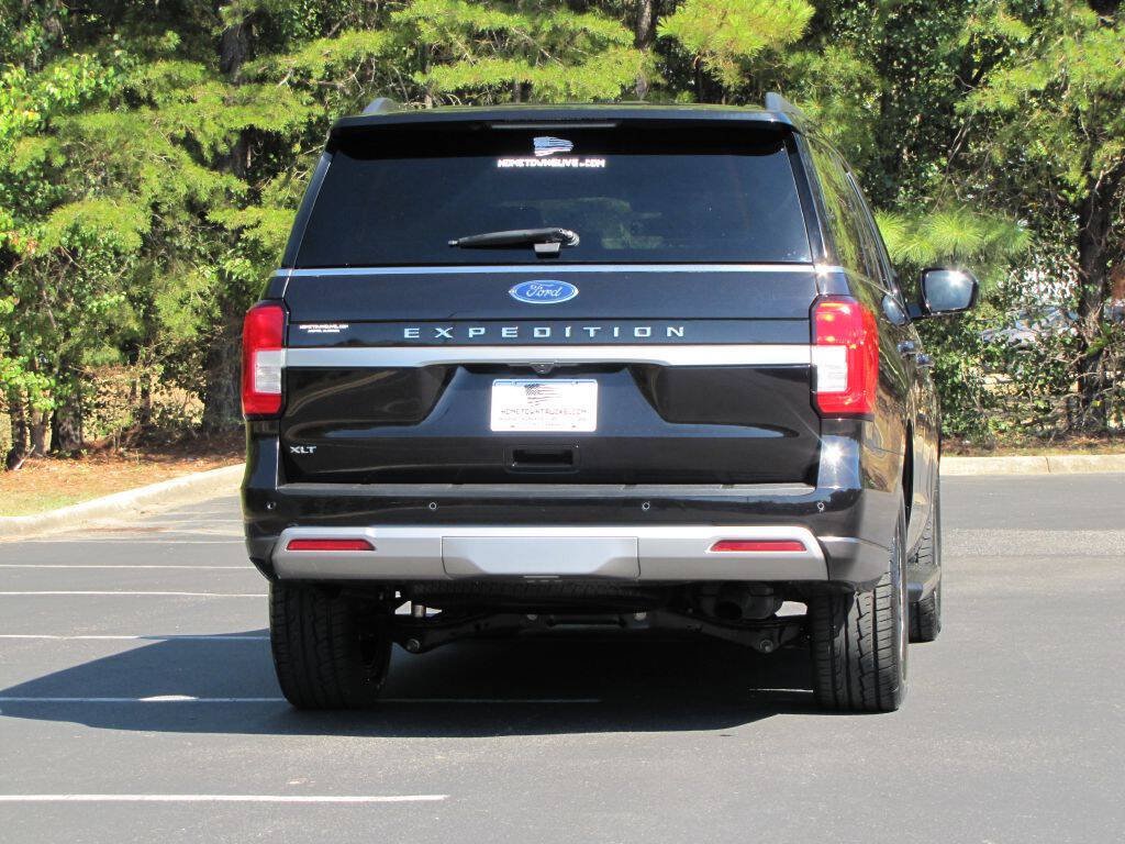 Used 2024 Ford Expedition XLT RWD image 10
