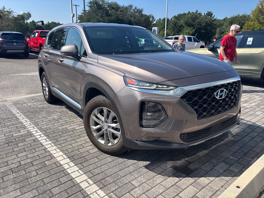 Used 2019 Hyundai Santa Fe SEL FWD image 1
