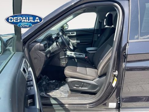 Used 2023 Ford Explorer XLT AWD/4WD image 11