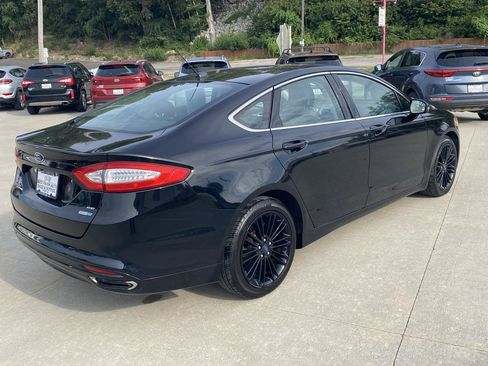 Used 2016 Ford Fusion SE w/ Equipment Group 202A AWD/4WD image 6