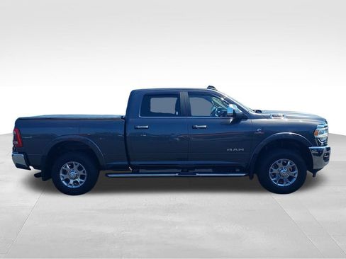 Used 2022 RAM 3500 Laramie AWD/4WD image 6