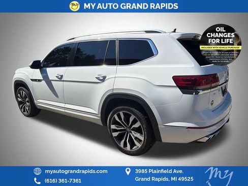 Used 2023 Volkswagen Atlas SEL Premium AWD/4WD image 5