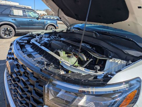 New 2026 Ford Explorer ST w/ Sun And Sound Package image 43