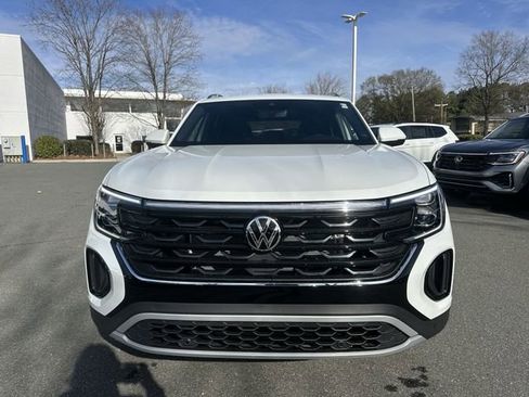 New 2026 Volkswagen Atlas Cross Sport SE image 8
