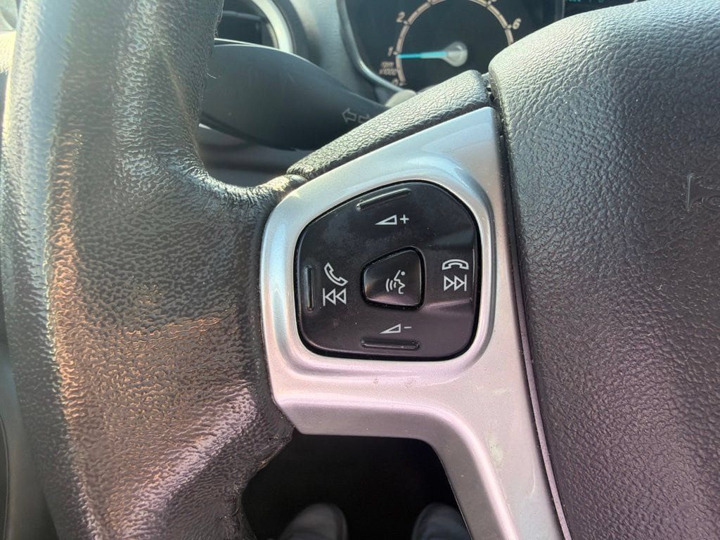 Used 2014 Ford Fiesta SE FWD image 10
