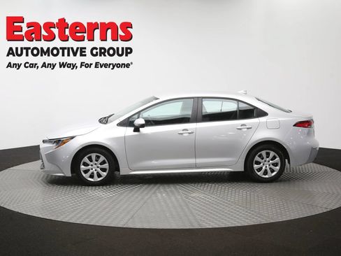 Used 2025 Toyota Corolla LE FWD image 58