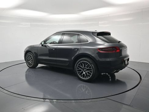 Certified 2018 Porsche Macan S AWD/4WD image 3