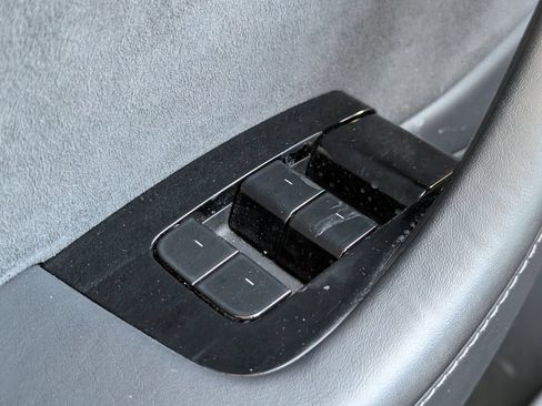 Used 2019 Tesla Model 3 Long Range AWD/4WD image 31
