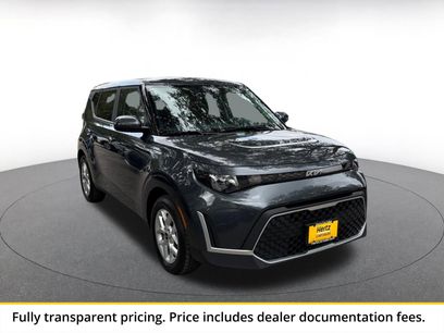 Used 2025 Kia Soul LX w/ LX Technology Package