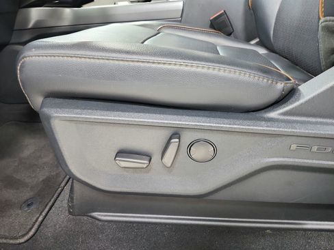 Used 2025 Ford F350 Lariat w/ Lariat Ultimate Package AWD/4WD image 20