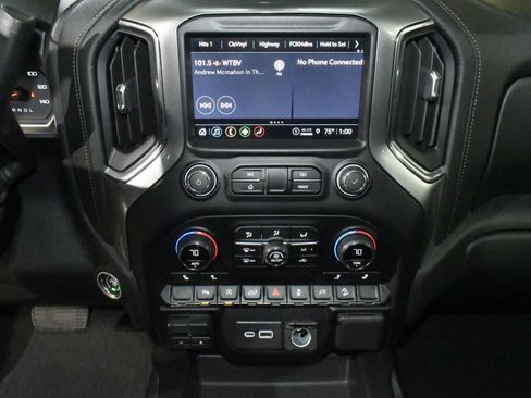 Used 2021 Chevrolet Silverado 1500 LT Trail Boss w/ Convenience Package II image 34