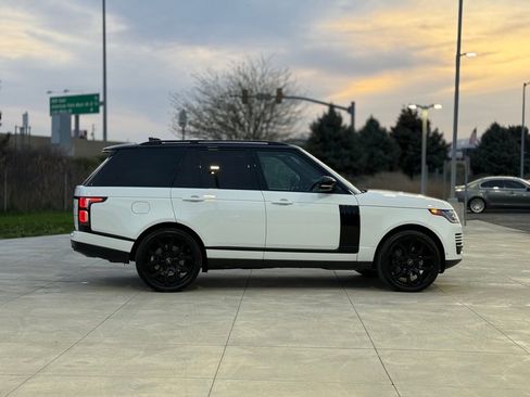 Used 2021 Land Rover Range Rover Westminster Edition image 4