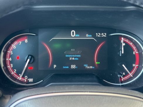 Certified 2023 Toyota RAV4 XLE w/ Convenience Package FWD image 32