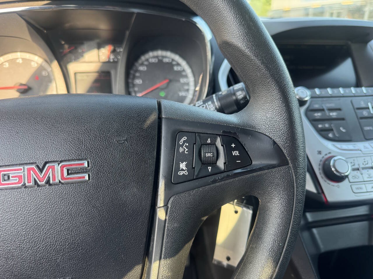 Used 2015 GMC Terrain SLE FWD image 37