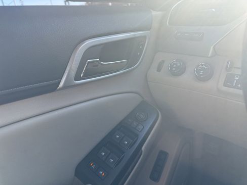 Used 2019 GMC Yukon XL Denali w/ Denali Ultimate Package image 11