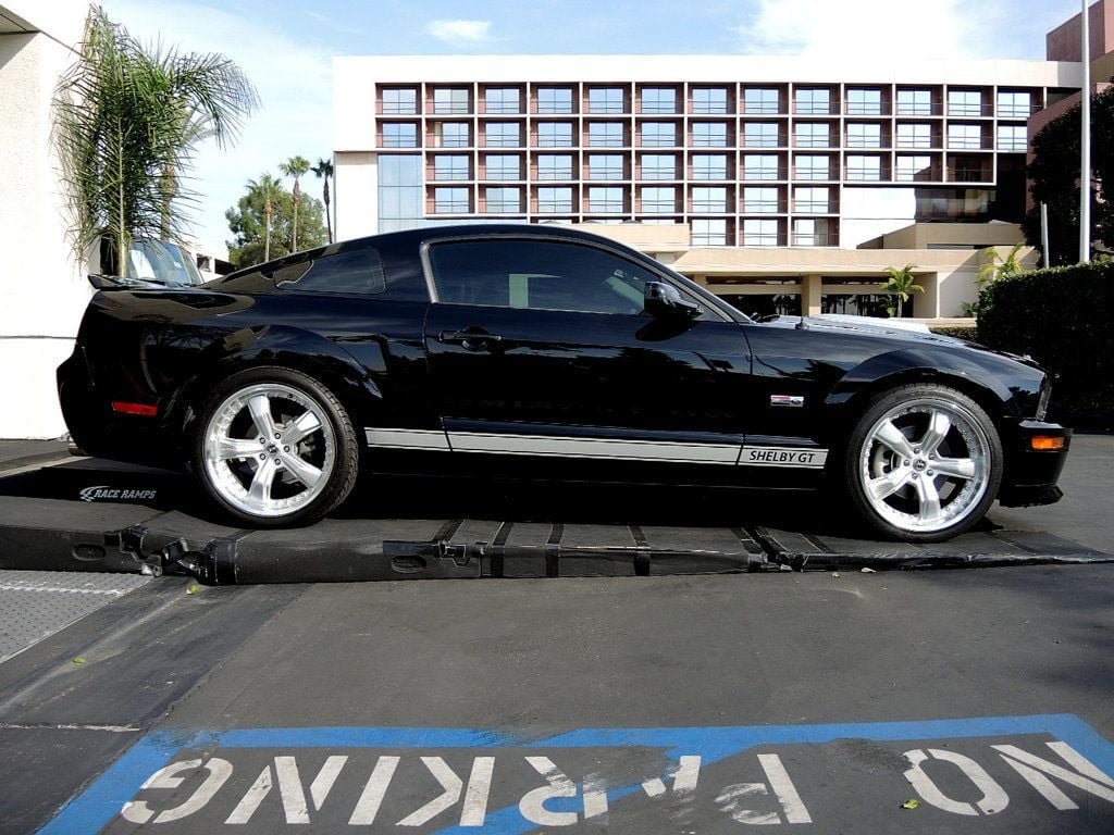 Used 2007 Ford Mustang GT Premium RWD image 6