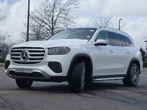 New 2026 Mercedes-Benz GLS 450 GLS 450 image 12