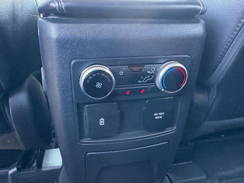 Used 2022 Ford Explorer Limited w/ Equipment Group 301A image 12