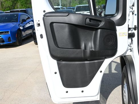 New 2026 RAM ProMaster 2500 w/ Convenience Group FWD image 7