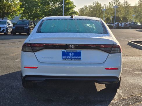 New 2026 Honda Accord SE image 5