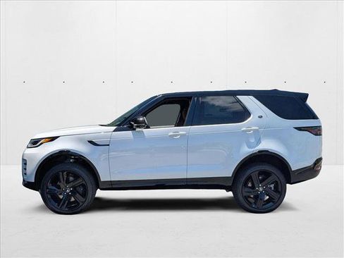 New 2025 Land Rover Discovery Dynamic SE image 5