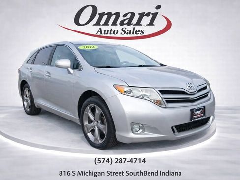 Used 2012 Toyota Venza XLE image 1
