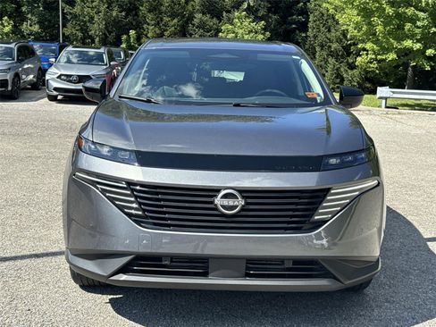 Used 2025 Nissan Murano SV AWD/4WD image 9