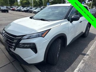 Used 2024 Nissan Rogue S FWD video 1