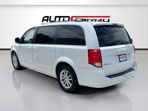 Used 2019 Dodge Grand Caravan SXT FWD image 5