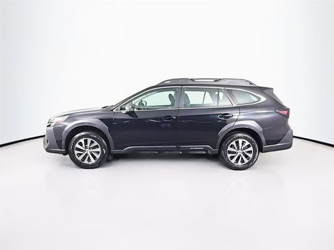 Used 2024 Subaru Outback AWD/4WD image 8