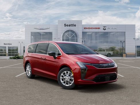New 2027 Chrysler Pacifica Select AWD/4WD image 6