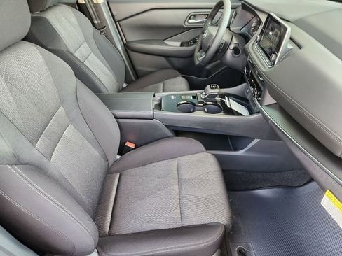 New 2026 Nissan Rogue SV image 10