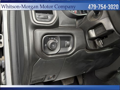 Used 2024 RAM 2500 Tradesman w/ Chrome Appearance Group image 13