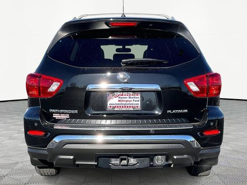 Used 2018 Nissan Pathfinder Platinum w/ Cargo Package image 4