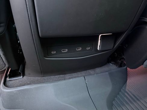 Used 2026 Cadillac Escalade Platinum Sport w/ LPO, Floor Liner Package image 41