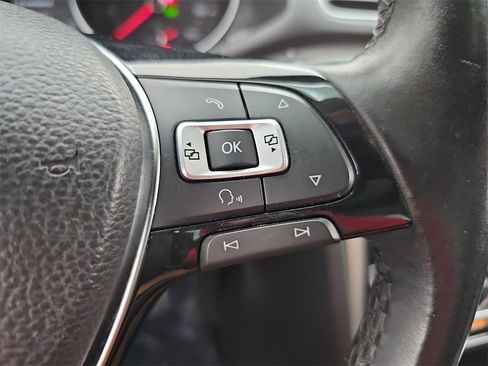 Used 2019 Volkswagen Passat 2.0T Wolfsburg w/ Wheels & Sunroof Package image 21